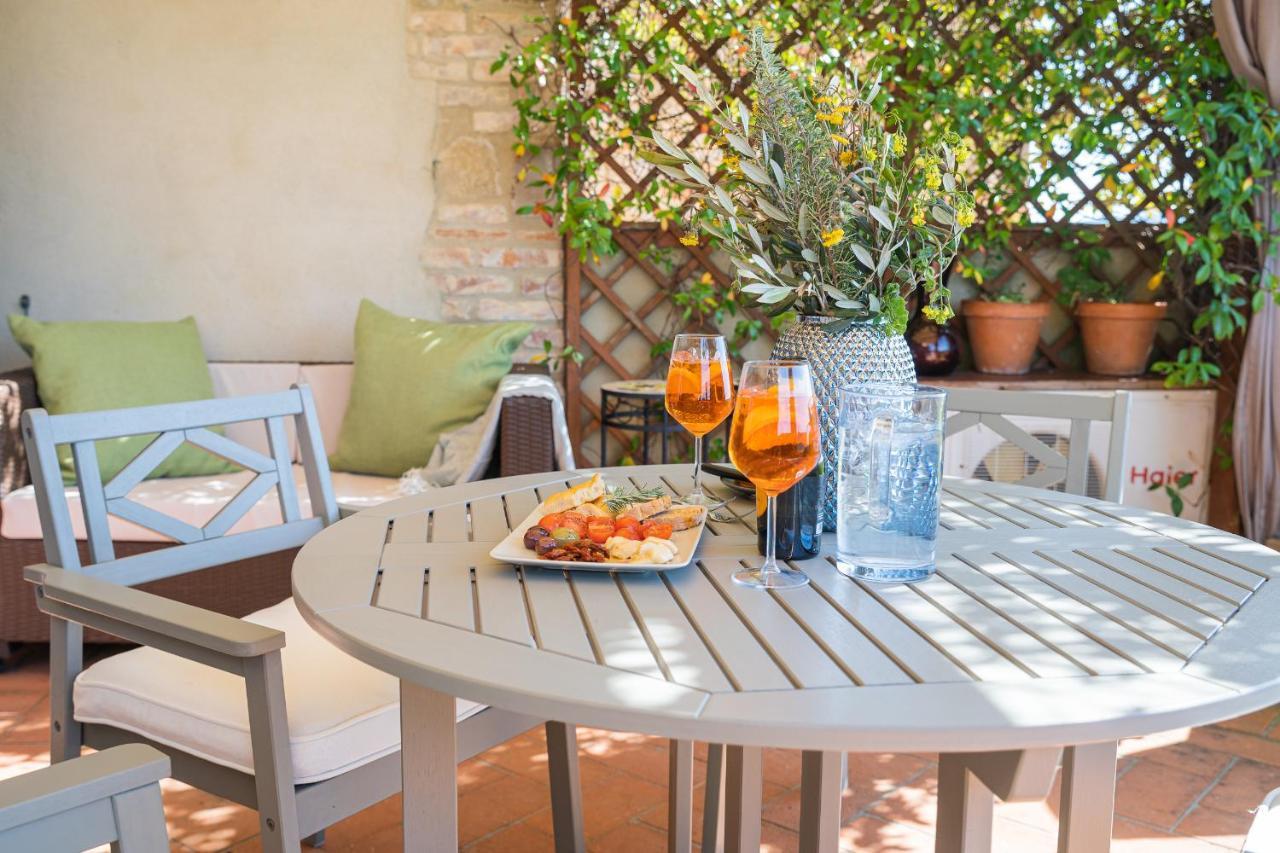 Toscana Mio, Stunning View & 14min Volterra Apartment Montecatini Val di Cecina